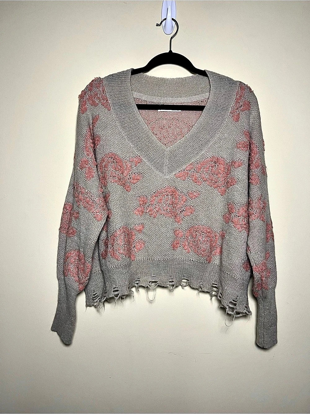 Anthropologie Luclia Distressed Pullover Sweater Floral Sweater Gray Pink Size S